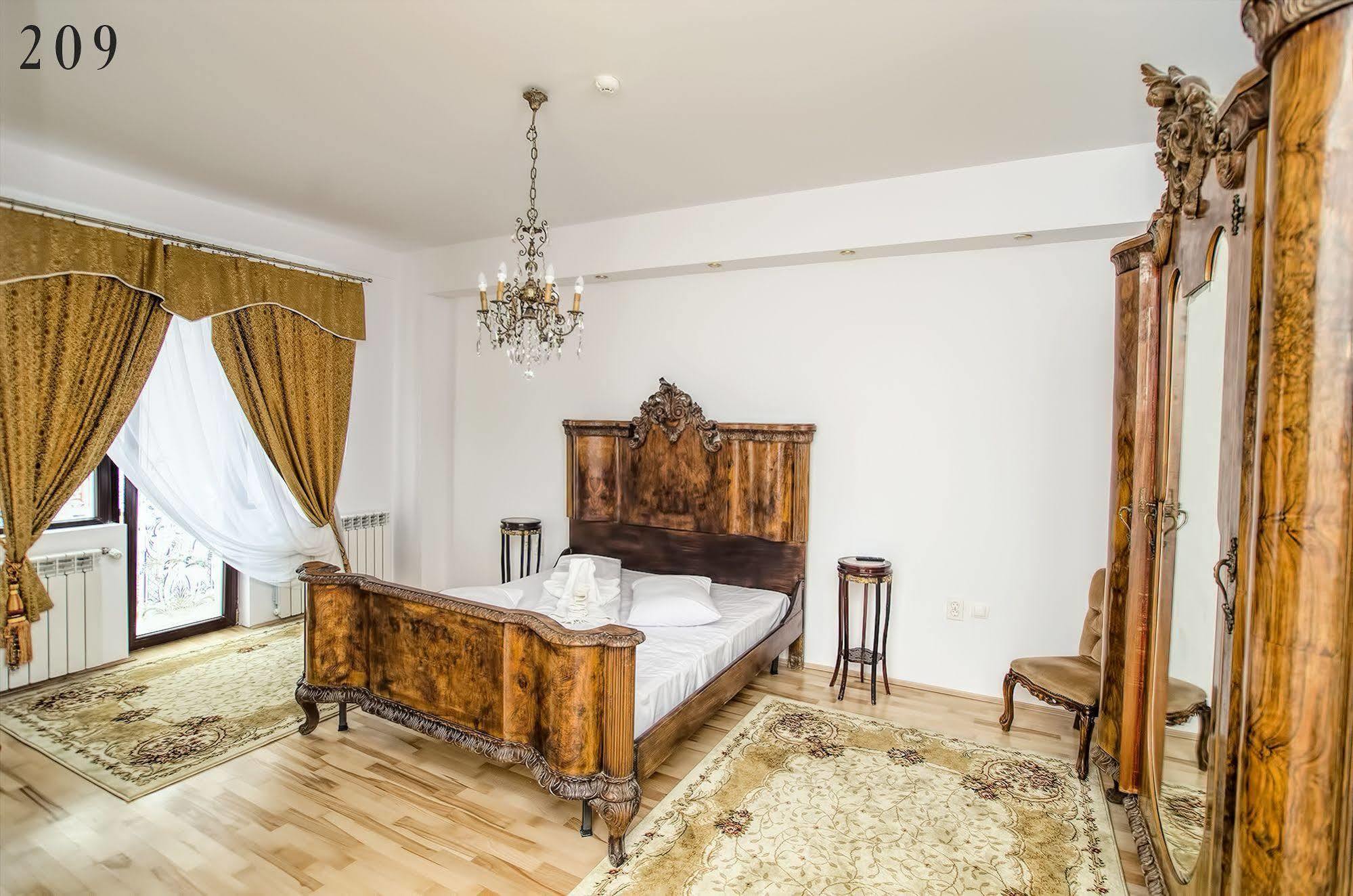 Coroana Moldovei 4* סלניק מולדובה